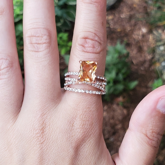 NWOT Rose Gold Morganite Ring - Picture 5 of 14